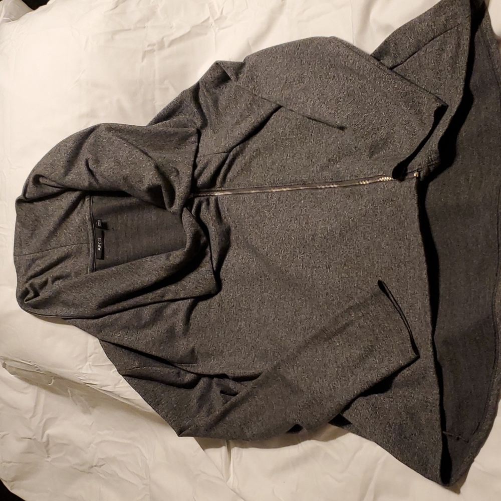 Super cute gray Apt 9 light weight jacket